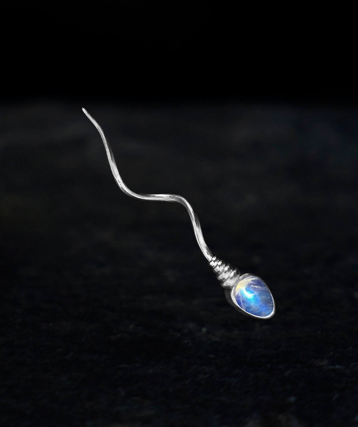 «THE NUMBER ONE » EARRING - White Gold - Moonstone