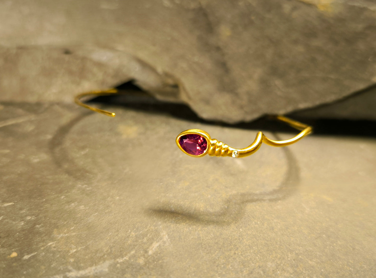 «THE DISCREET » BRACELET - Yellow Gold - Pink Tourmaline Diamonds
