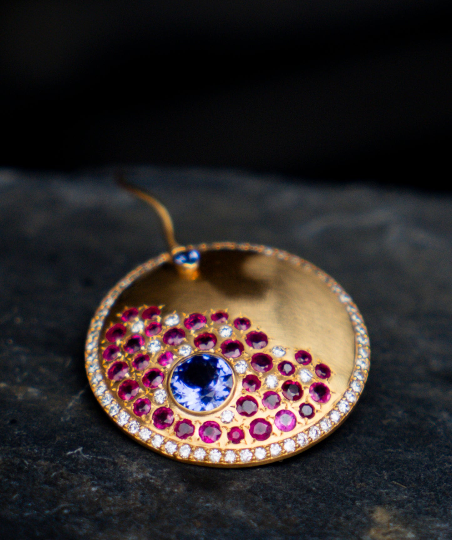 « THE ENCOUNTER » - Tanzanite Rubies Diamonds