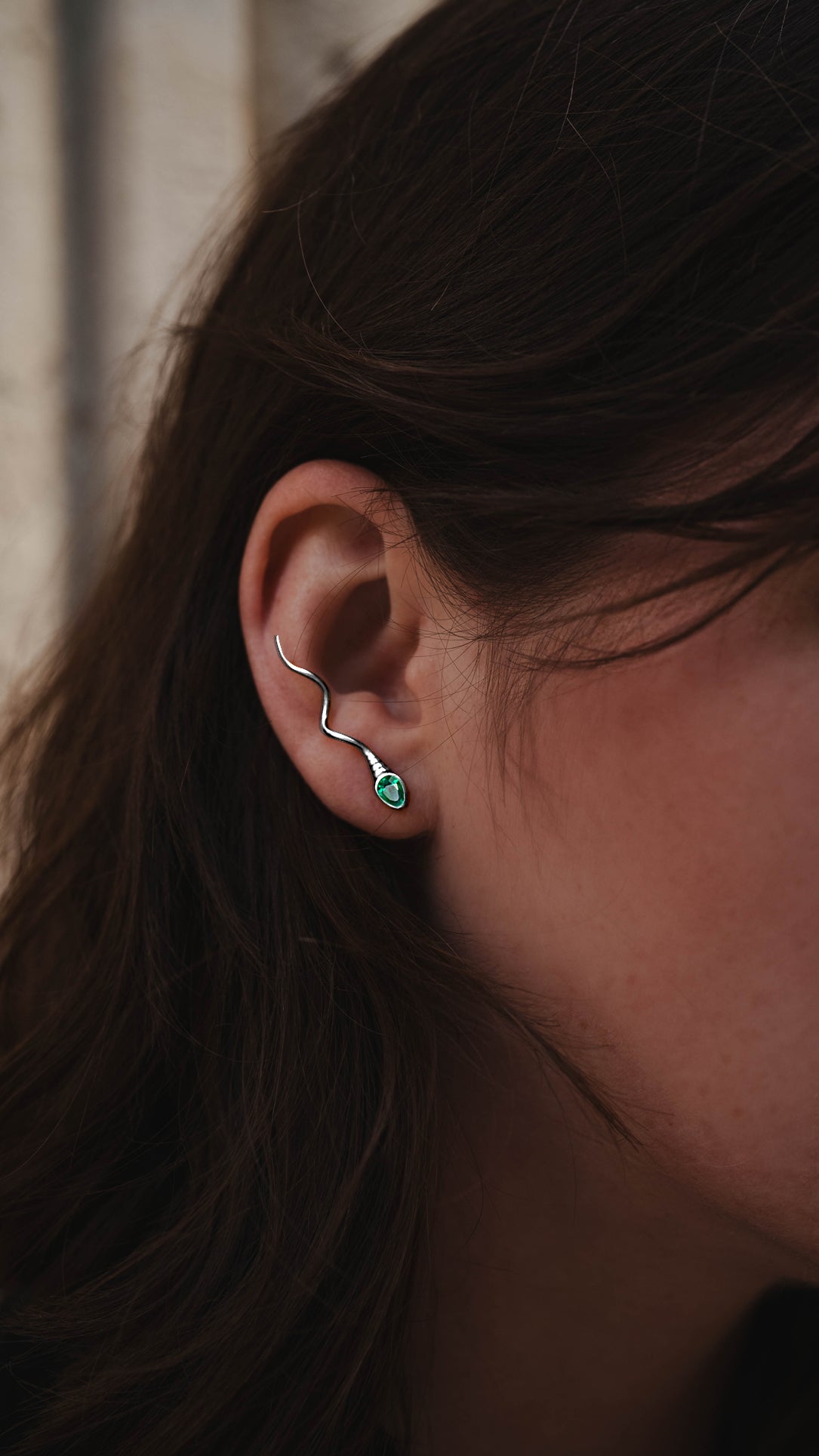 «THE NUMBER ONE » EARRING - White Gold - Emerald