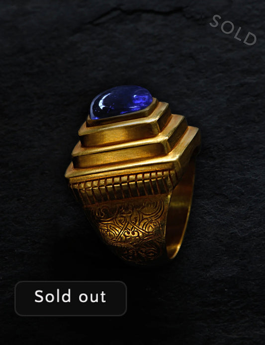 RING - Yellow gold - Tanzanite